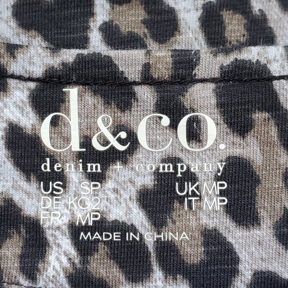 d & co. Leopard Animal Print Short Sleeve Pullover Top Size SP - Picture 7 of 9
